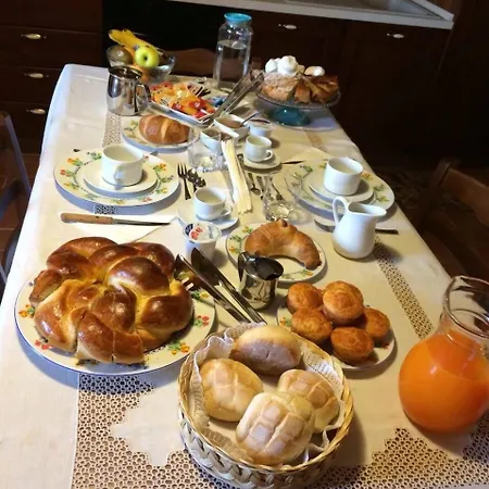 Oda ve Kahvaltı Dhafna Civita