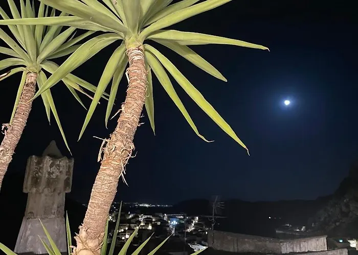 לינה וארוחת בוקר Dhafna